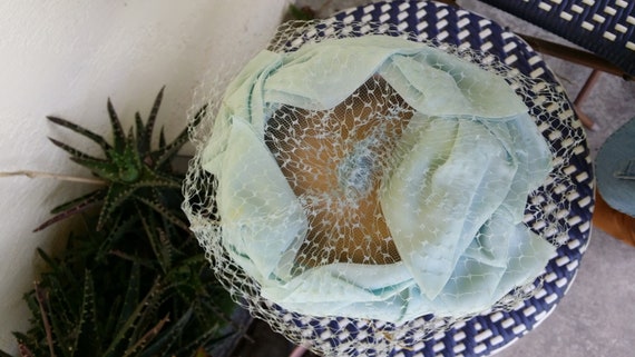 Lightest Blue Ladies Hat Mesh Veil 1950s - image 2