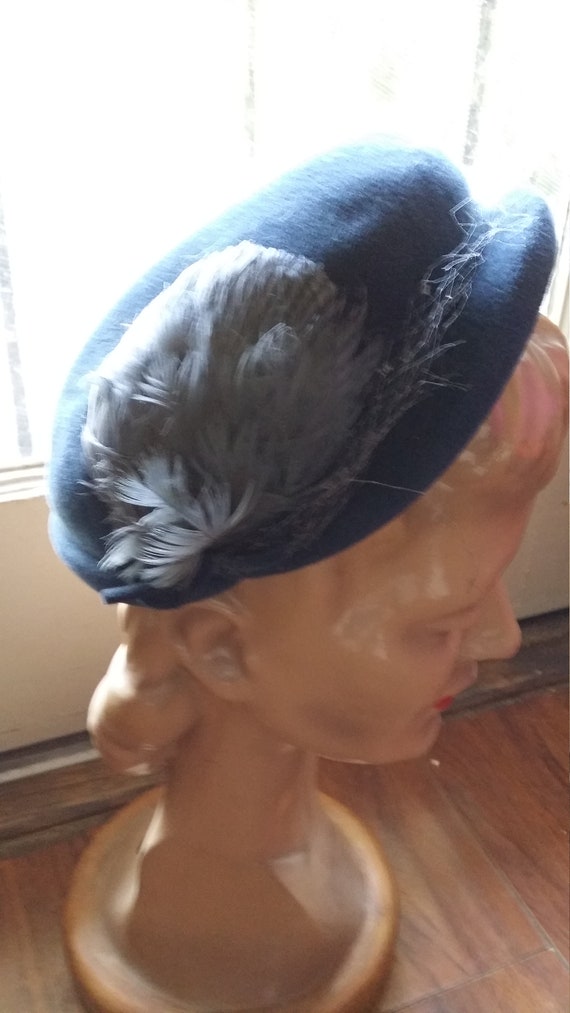 1950s Ladies Hat Blue With Gray Feathers Doris