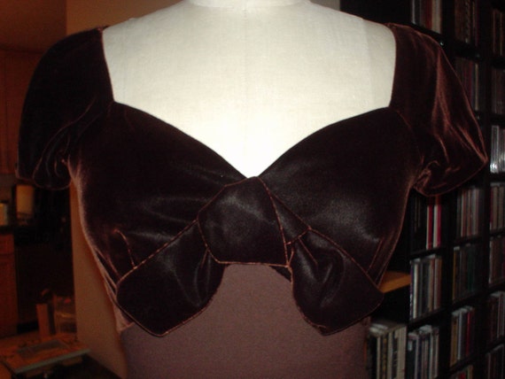 ESTEVEZ Brown Velvet and Crepe Designer Pin Up Dr… - image 2