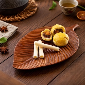 Leaf Shaped Wooden Serving Tray, Japanese Snack Plate, Leaf Platter, Rustic Boho Decor