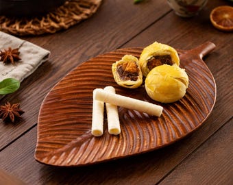 Bladvormig houten dienblad, snackbord in Japanse stijl, rustiek bohodecor