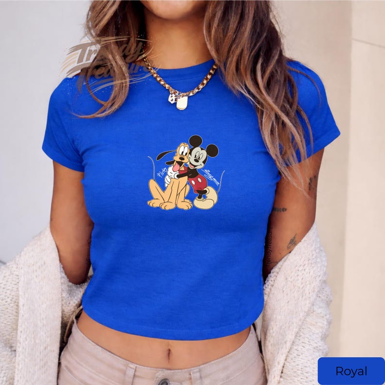 Camiseta de bebé de Mickey Mouse y Pluto, camiseta de Disney de mejores amigos, regalo de Mickey y Pluto al estilo Y2K, camiseta de bebé de dibujos animados vintage, camiseta ajustada retro de Disney imagen 7