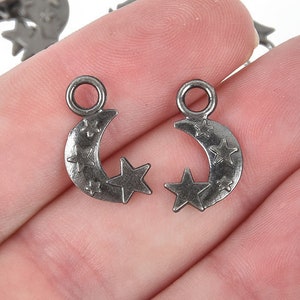 10 Gunmetal Black MOON and STARS Charms Pendants chs4951