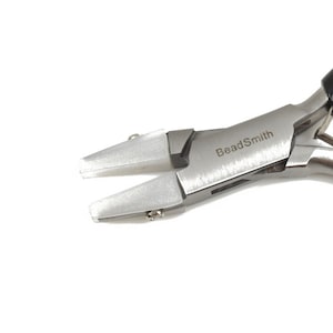 Deluxe Nylon Jaw Chain Nose Pliers Tool for Jewelry Making and Crafts, tol0647