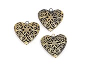 4 Bronze Picture Photo Locket Frame Pendants, Perfume Diffuser, HEART SHAPE with Filigree chb0360