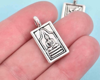 4 colgantes con dijes de Buda tailandés, metal plateado, dije rectangular de reliquia de icono religioso, doble cara, 26 x 13 mm, chs2905