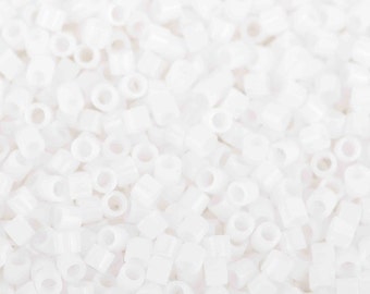 Size 15/0 Miyuki Delica Seed Beads, Matte White, Color DBS0351, 7 grams, bsd0067