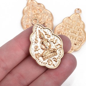 2 THAI BUDDHA charm pendants, light gold metal, religious icon, 42x26mm, chg0529