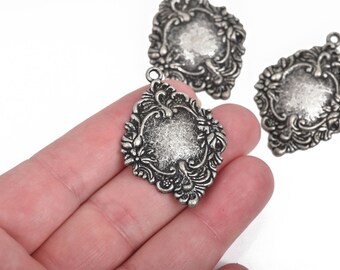 5 Gunmetal Charms, fancy Victorian floral design, frame charms, 42x30mm, cho0211