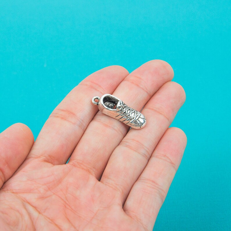 5 Silver LaceUp TENNIS SHOE Charm Pendants chs0102 Etsy