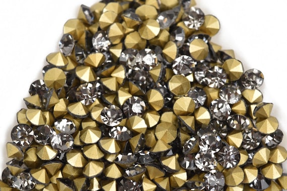 50 4mm crystals, ss17 pp32 Chaton Crystals, BLACK DIAMOND, Point Back Rhinestones, 4mm-4.1mm,  Grade A quality, cry0161
