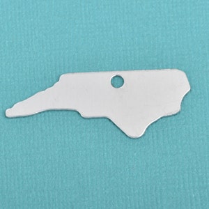 10 ALUMINUM NORTH CAROLINA State Stamping Blanks, Shape of State, Design Metal Stamping Blanks, 42x16mm, 20 gauge, msb0400