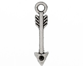 20 Small Antique Silver Tone ARROW Charm Pendants, 18mm, chs1582