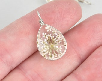 2 Glass Dried Flower Charms WHITE real flowers Oval chs5282