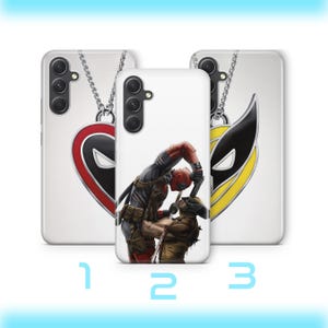 Może przedstawiać: Trzy etui na smartfony z motywami postaci. Pierwsze etui przedstawia czerwono-czarny wisiorek w kształcie serca. Drugie pokazuje ilustrację Deadpoola i Wolverine'a. Trzecie zawiera wzór żółto-czarnego wisiorka w kształcie maski.