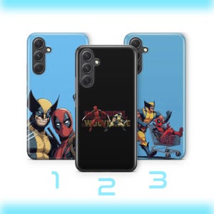 Peut inclure: Trois coques de smartphone avec des personnages Marvel. La coque 1 est bleu clair avec Wolverine et Deadpool. La coque 2 est noire avec le texte Deadpool & Wolverine et les personnages. La coque 3 est bleu clair avec Wolverine poussant Deadpool.