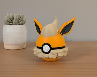 Flareon Ball | Themed Collector Ball