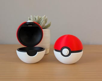 Functional Poké Ball | Magnetic Closure, Display Piece
