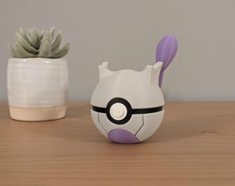 Mewtwo Ball | Themed Collector Ball