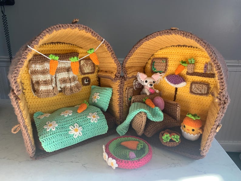Easter Mini House With Dog Crochet Pattern|chihuahua|carrots|egg|flower ...