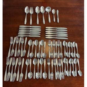 Gorham Tulip Frosted 67 Piece Set Stainless Flatware Service  For 12 Serving Set