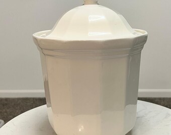 Bote Pfaltzgraff Heritage de 28 cm (11") XL, color marfil, estilo rústico campestre francés.