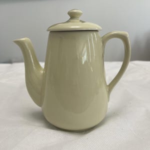 Vtg MCM Hall Pottery Coffee Tea Pot Butter Yellow USA Cottage Granny Chic Farm