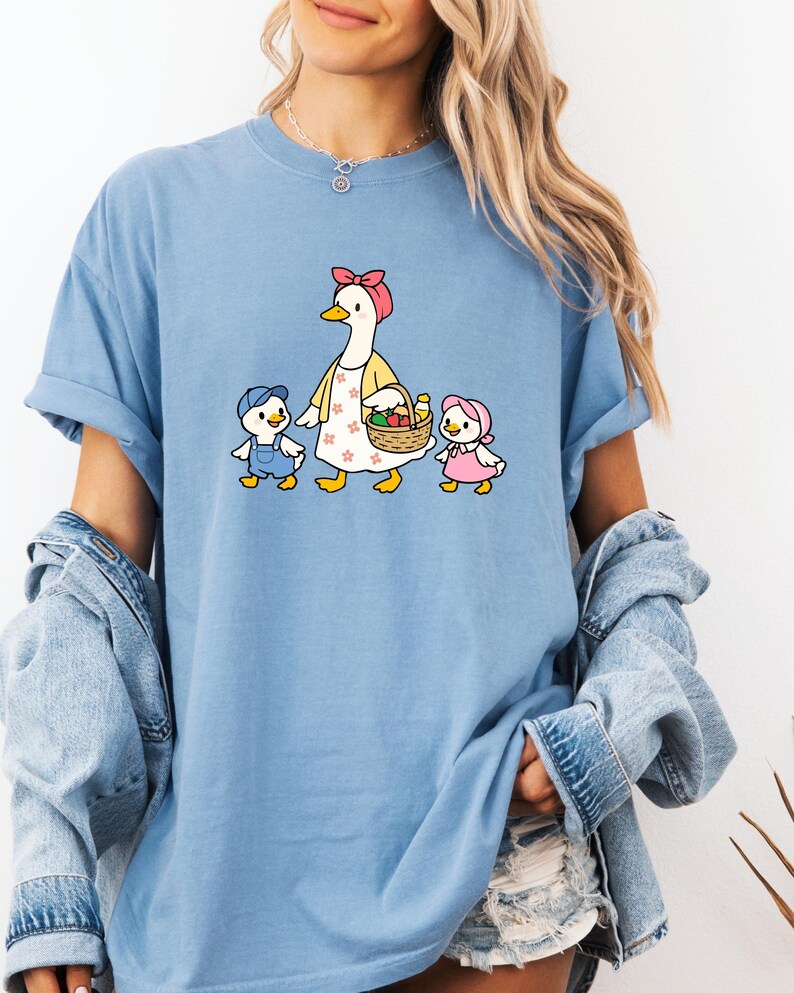 Mama Duckling Shirt: Vintage Style Cottagecore Motherhood Tee image 4
