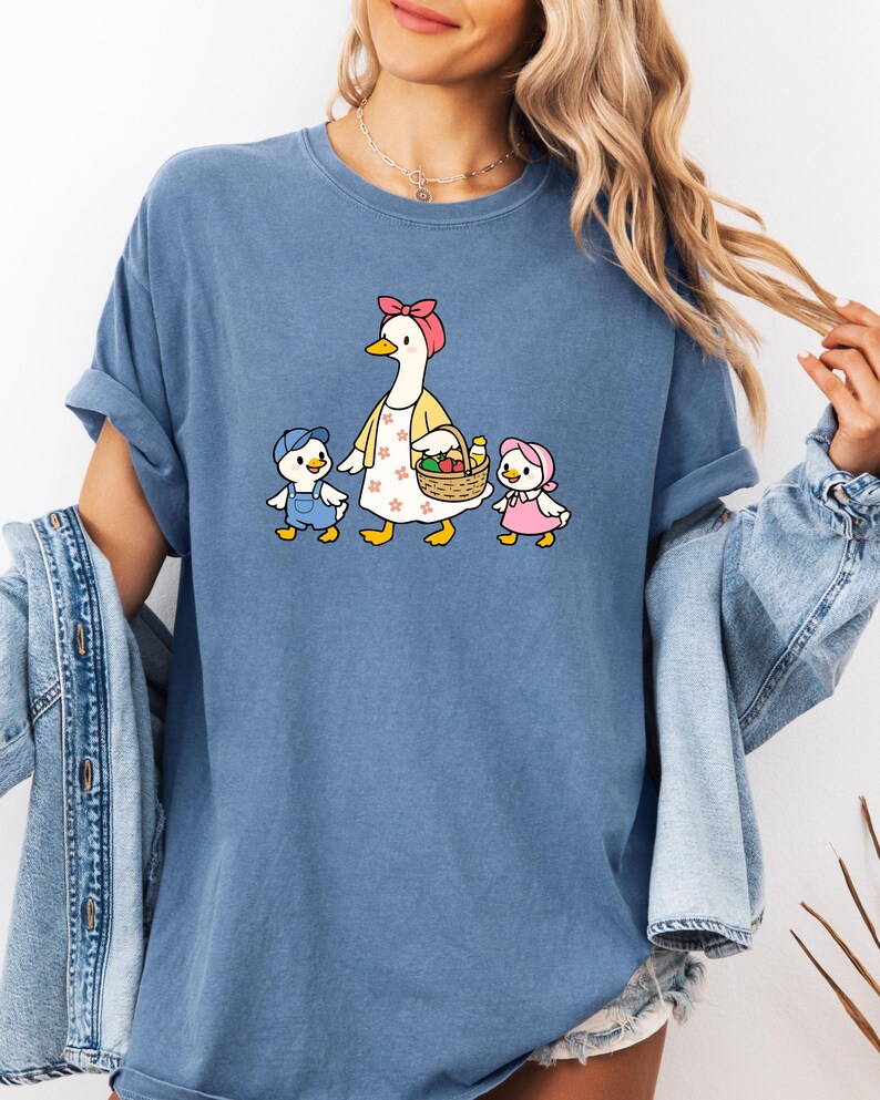 Mama Duckling Shirt: Vintage Style Cottagecore Motherhood Tee image 10