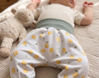 Pantalones bombachos primaverales “Limón” – Pieza única hecha a mano, talla 62 cm.