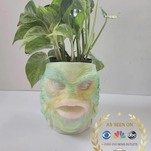 Gill-man Head Planter – 3D Printed Retro Horror Desk Decor