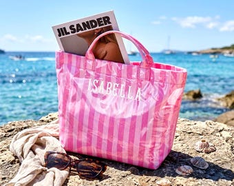 Bolso tote impermeable bordado, bolso de playa y piscina de PVC con nombre personalizado, bolso de hombro a rayas de verano para mujer, regalo para mamá, despedida de soltera.