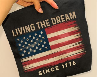 Viviendo el sueño desde 1776 png 250 Aniversario de la Independencia de Estados Unidos: Bandera Patriótica Estadounidense (Descarga Digital)