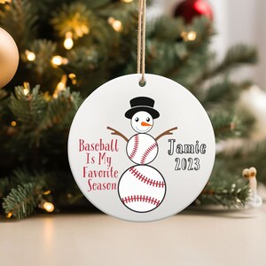 Gepersonaliseerde kinder honkbal sneeuwpop kerstornament, met jaar 2024, aangepaste naam ornament