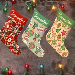 Personalisierte Weihnachtsstrümpfe, personalisierte Retro Vintage-Design, benutzerdefinierter Name Weihnachtsstrumpf, Urlaub Dekoration Geschenk, Familienstrumpf-Set
