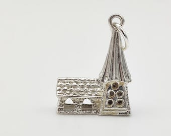 Colgante vintage de plata de ley 925 con forma de iglesia, ideal como regalo de colección, para bodas, religioso, cristiano y capilla.