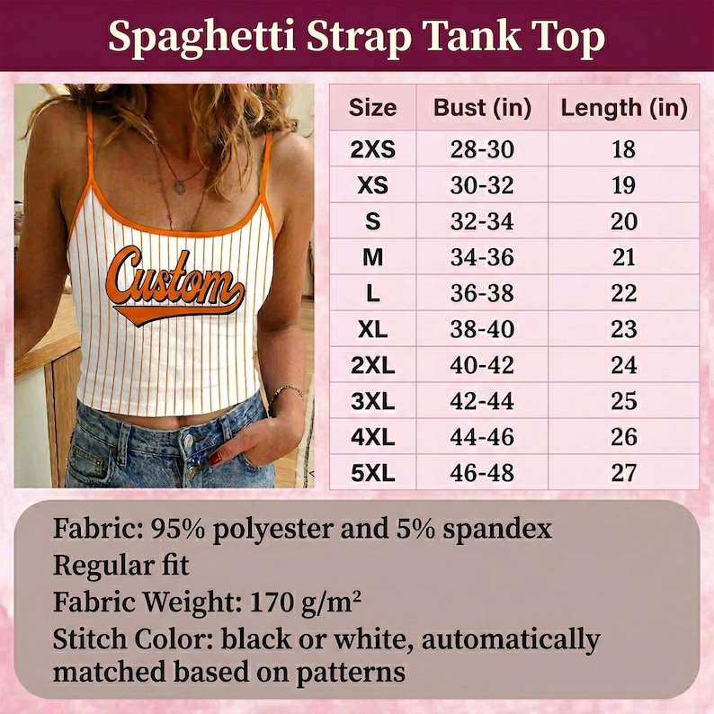 K&ouml;nnte beinhalten: Wei&szlig;-orange gestreiftes Spaghetti-Tr&auml;gershirt mit dem Wort "Custom" in orangefarbener Schrift. Das Tanktop hat eine orangefarbene Einfassung. Eine Gr&ouml;&szlig;entabelle mit Brust- und L&auml;ngenma&szlig;en in Zoll ist enthalten.