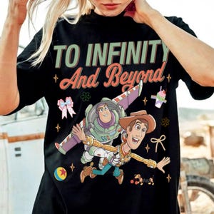 To Infinity and Beyond Buzz Lightyear Woody Comfort Color Shirt, Disney Pixar Toy Story Buzz Lightyear Tee, Family Vaction Trip 2026 bild 2