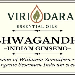 K&ouml;nnte beinhalten: Ein Etikett f&uuml;r &auml;therische &Ouml;le von Viri Dara. Das Etikett zeigt den Text "ASHWAGANDHA - INDIAN GINSENG-" und "Infusion von Withania Somnifera Wurzeln in Bio-Sesamum Indicum Samen&ouml;l." Es enth&auml;lt auch eine Vegan-Zertifizierung und 30 ml.