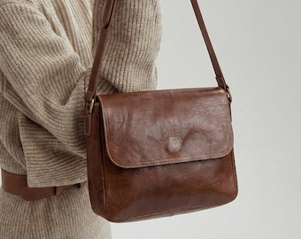 Handmade Brown Leather Crossbody Bag, Vintage Shoulder Bag with Adjustable Strap, Gift for Her