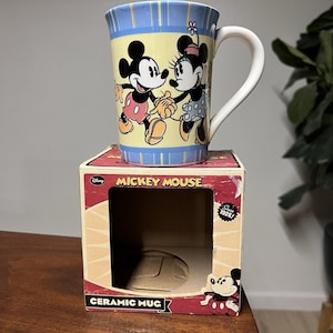 Vintage Disney Mickey Minnie Mouse Pluto Collectible Coffee Mug Cup Kcare Retro image 1