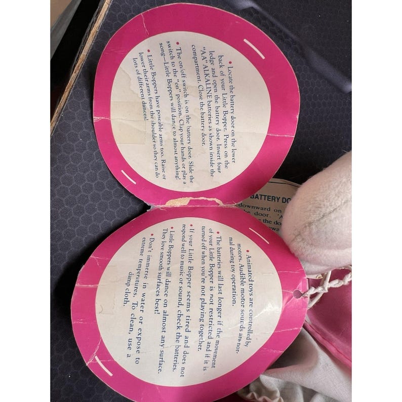 Pelúcia vintage da Minnie Mouse da Disney, de 1987, da coleção "Little Boppers" da Worlds Of Wonder. imagem 10