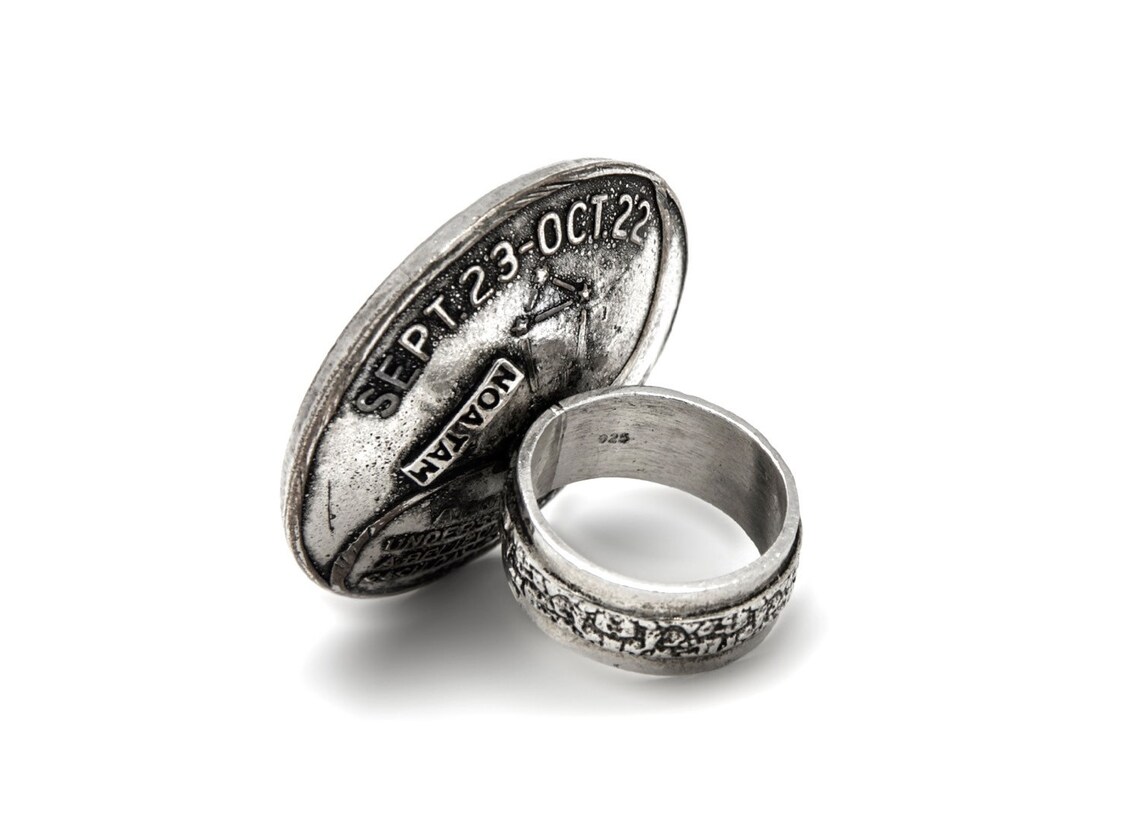 Sterling Silver Medallion Ring With A Leo Sign Zodiac Jewelry Etsy