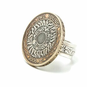 Brittisk ring med två pund: Handgjorda smycken i sterlingsilver