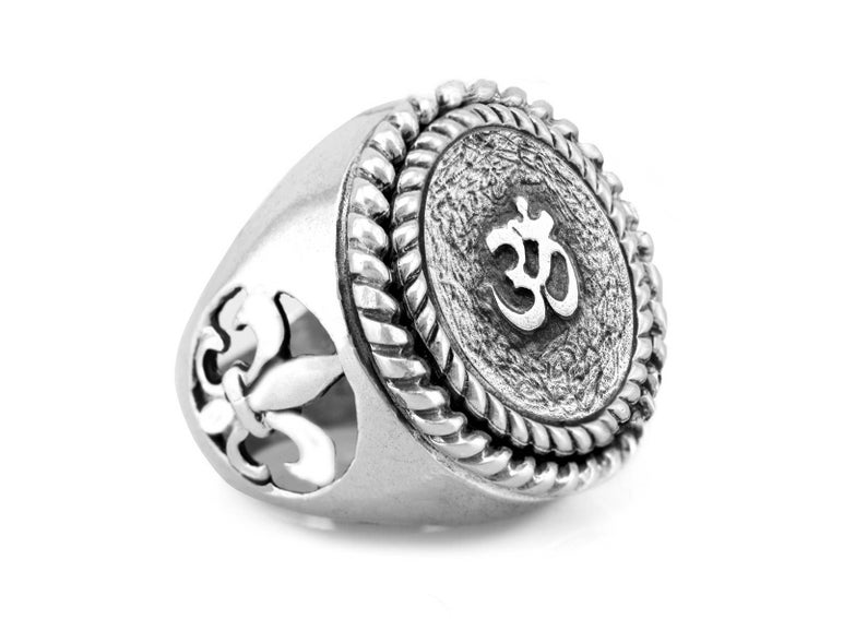 Coin Ring With the Om Medallion on Fleur De Lis Ring Indian - Etsy