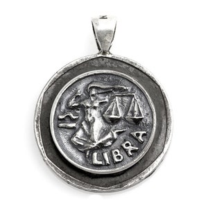 Weegschaal medaillon op oude 10 Sheqel munt van Israël -One of kind -Noa tam munt sieraden-Zodiac sieraden