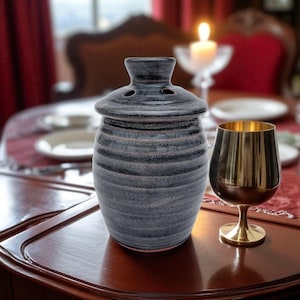 Havdalah Besamim Jar, Handmade Charcoal Black Garlic Keeper, Jar with Lid