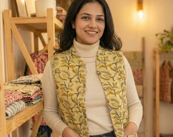 Vintage Block Print Waistcoat, Women Quilted Floral Vest Jacket, Handmade Cotton Sleeveless Coat, Lightweight Winter Layering Vest for Women