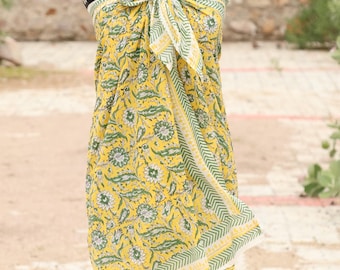 Boho Blumen Baumwoll Sarong – indischer Block Print Pareo in Gelb & Grün