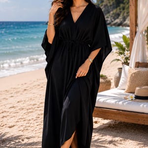 Zwarte effen kaftanjurk voor dames, strandjurk maxi-kaftan, kaftan met v-hals trekkoord en kwastjes, losse badkleding, vakantiejurk
